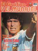 Daniel Passarella, capitan de la selecion argentina (El Grafico y El Mundial, No. 13, Mayo 1978)